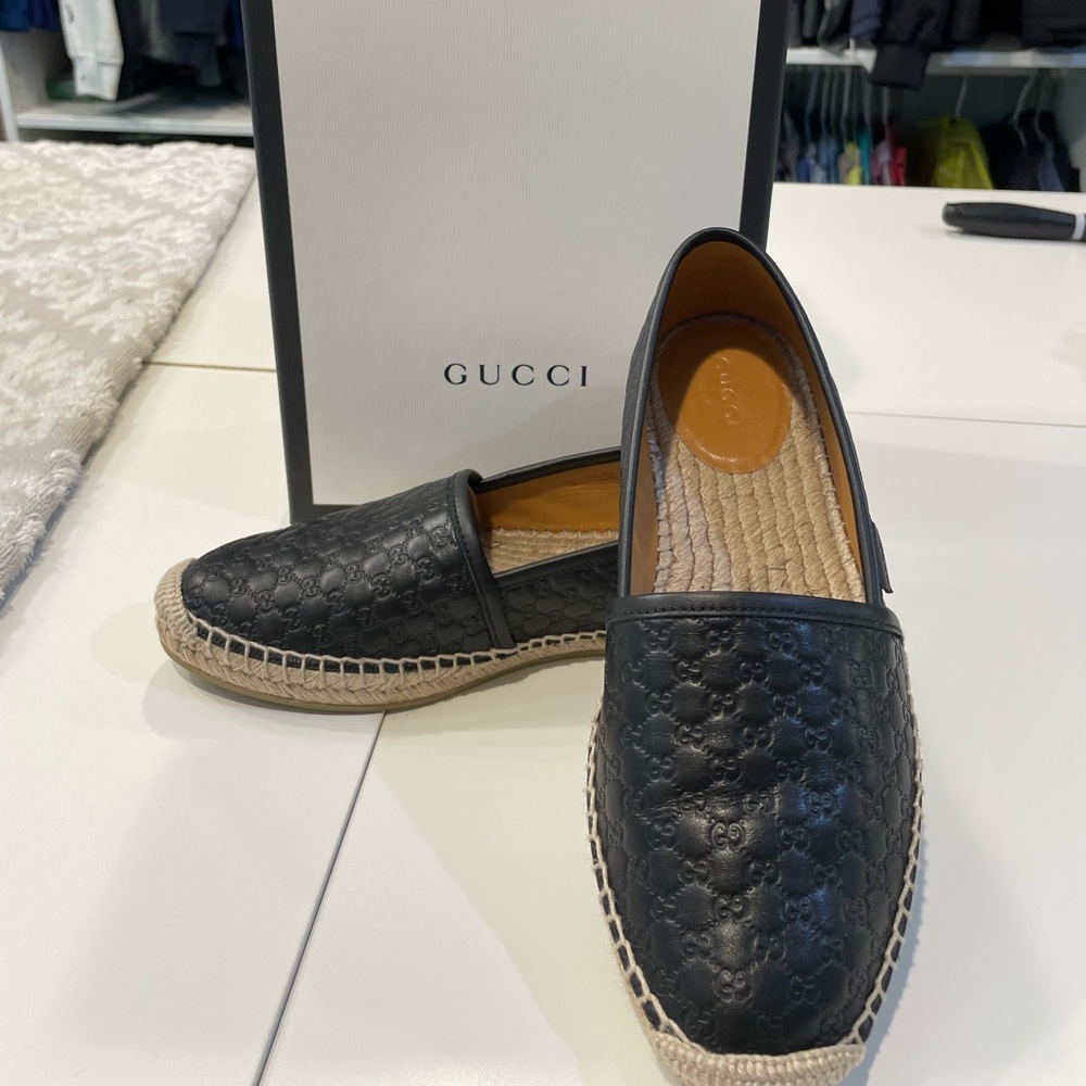 Gucci - Picture 2 of 4